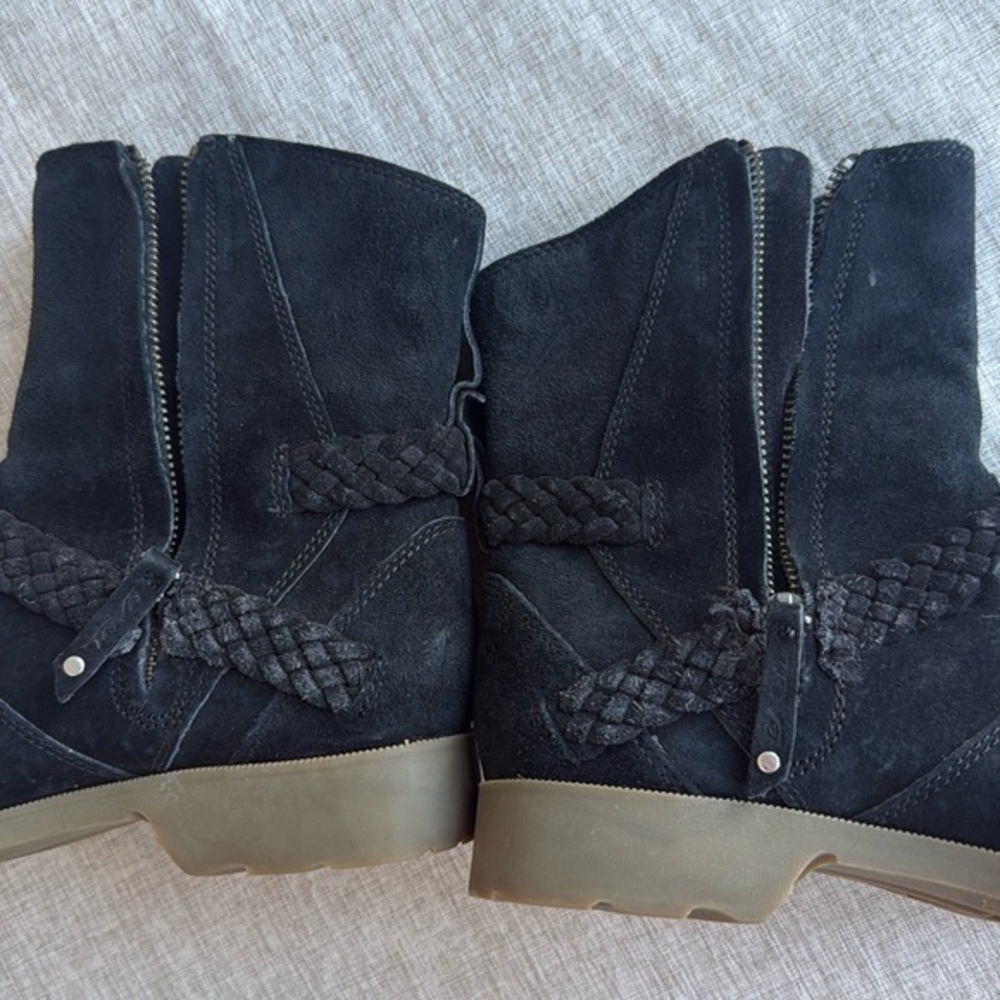 Teva De La Vina Waterproof Suede Black Side Zip Leather Ankle Boot‎ size 7 - Picture 2 of 11